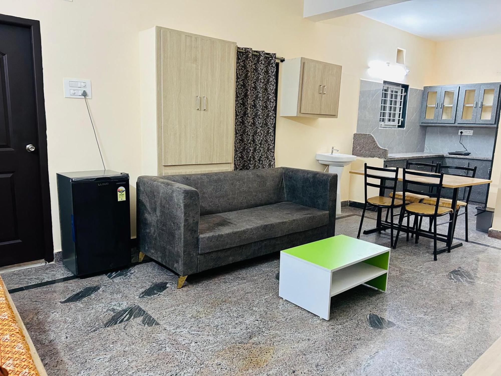 Y Stay Homestay Tirupati Exteriér fotografie